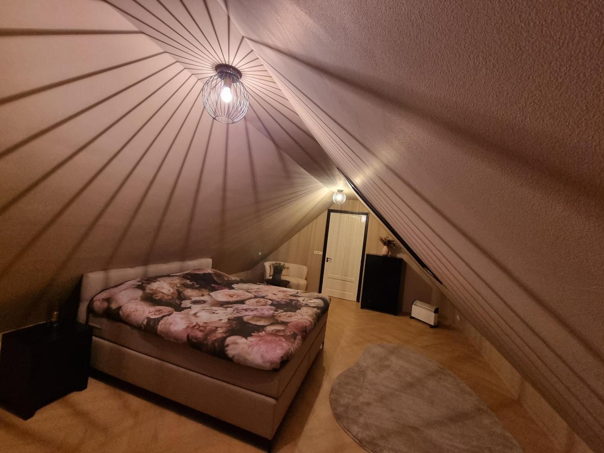 B&B In De Roos Noordbergum Rom bilde